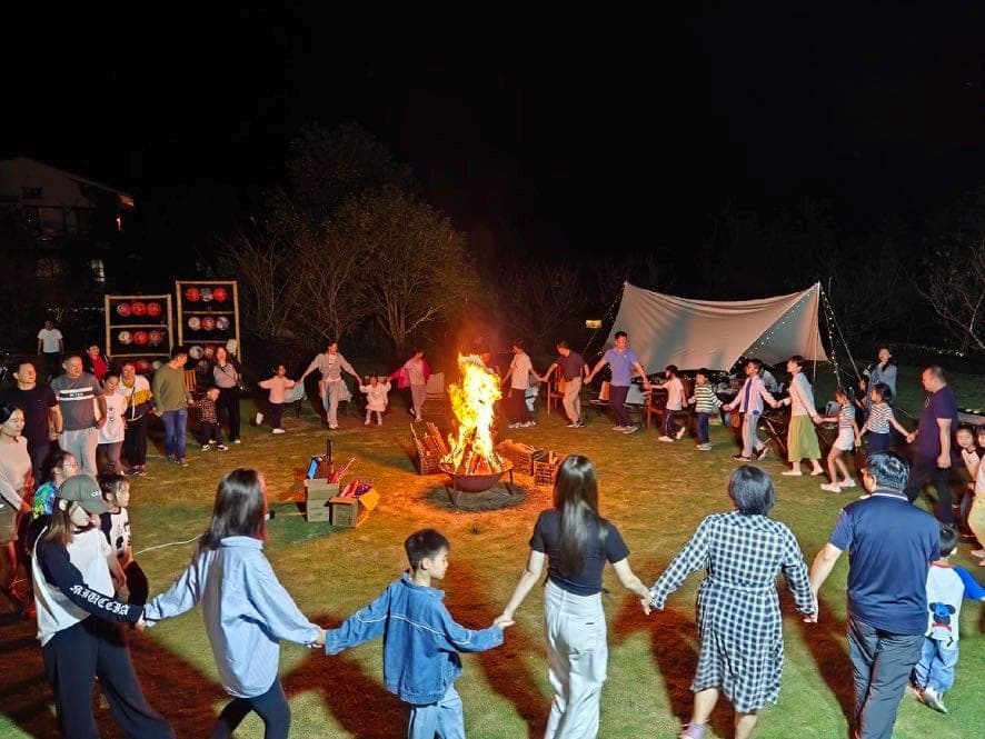 莫干山缦田篝火晚会